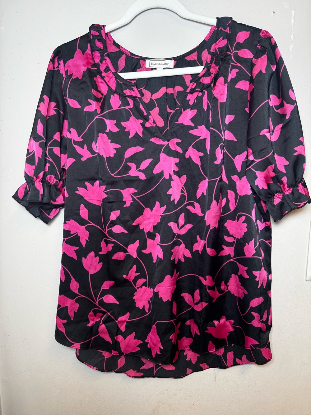 Black & Hot Pink Floral Blouse with Ruffle Trim size XL